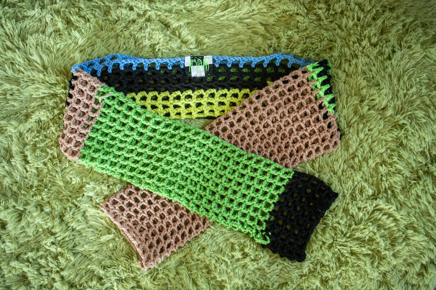 🟩 colorblock shrug pt. II ⬛️